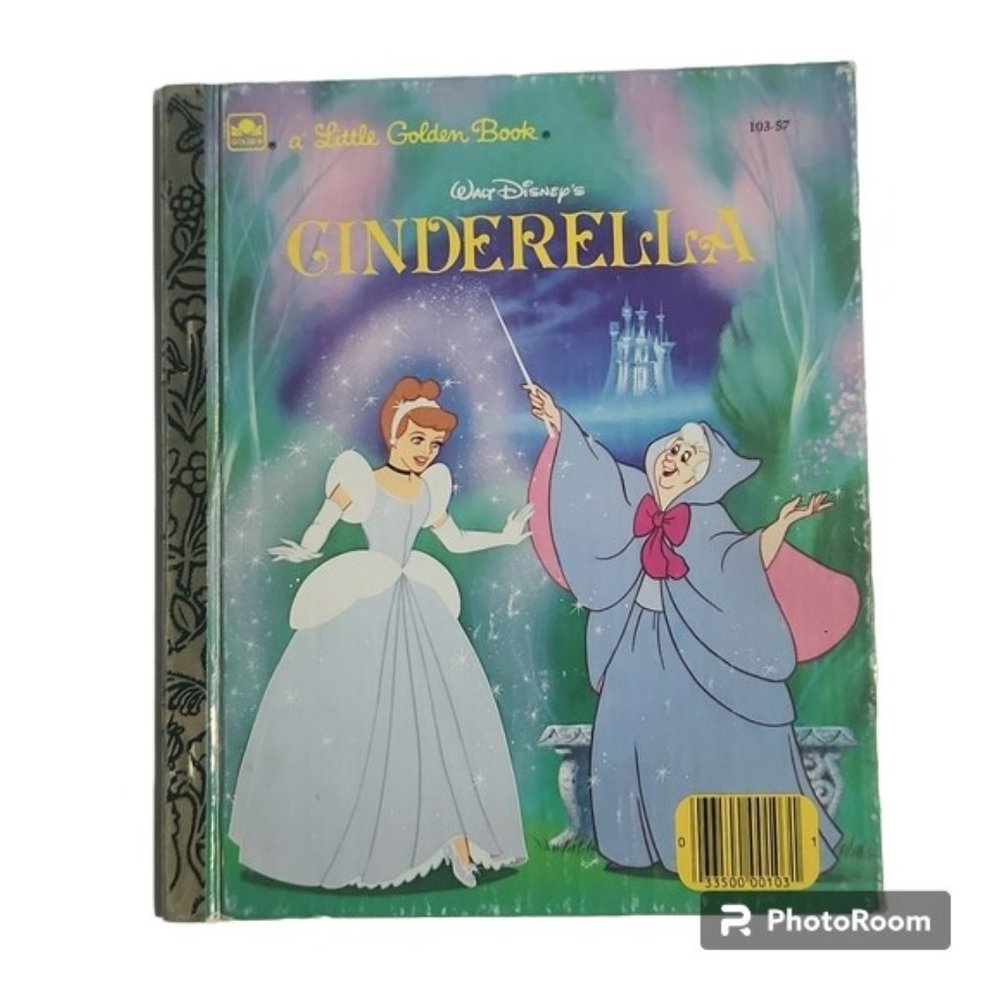 B2G1 SALE!  💕   Vintage Disney's "Cinderella" - Hardback Little Golden Book